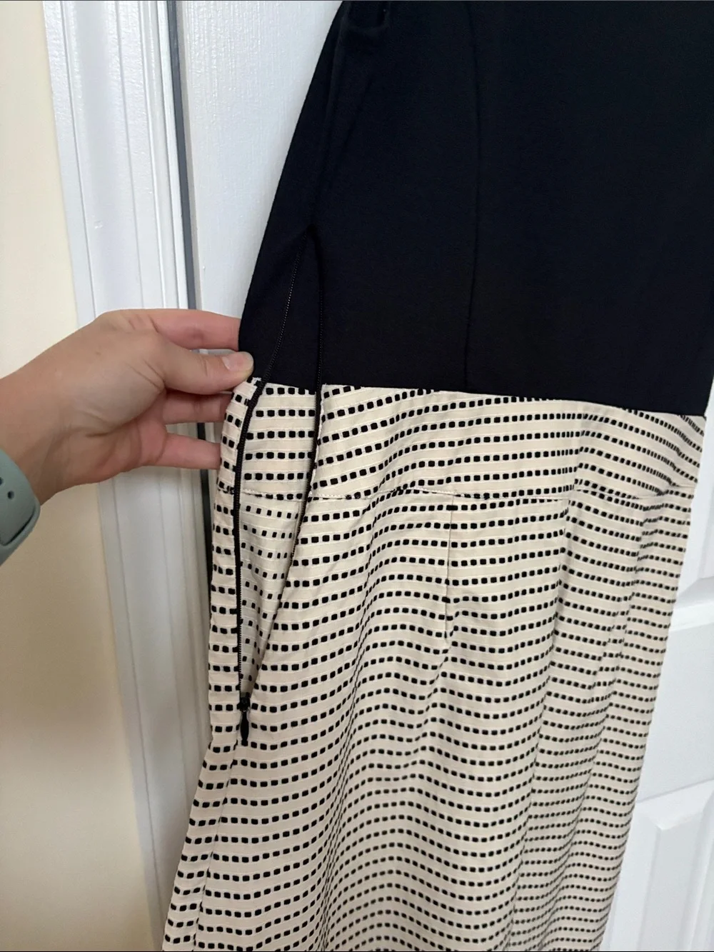The Limited dress - Picture 3 of 10